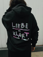 Lade das Bild in den Galerie-Viewer, LIEBE KLÄRT | HOODIE | UNISEX
