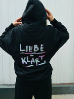 Lade das Bild in den Galerie-Viewer, LIEBE KLÄRT | HOODIE | UNISEX
